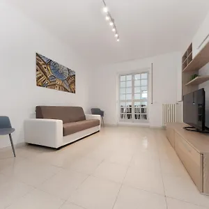 https://optima-suite-milano.italymilanhotels.net